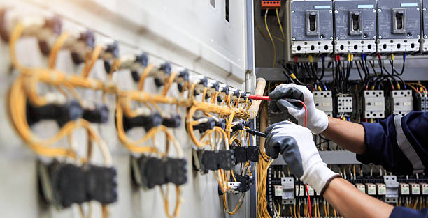 Professional Electrician technician working in Spicer, MN